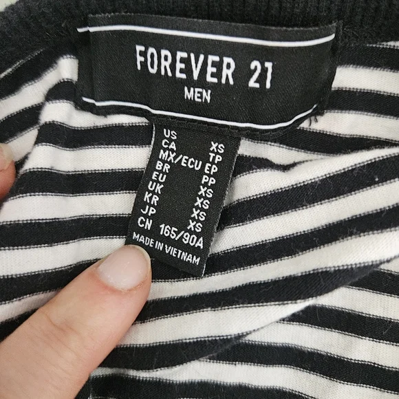 Pug Patch Tee - Picture 5 of 5